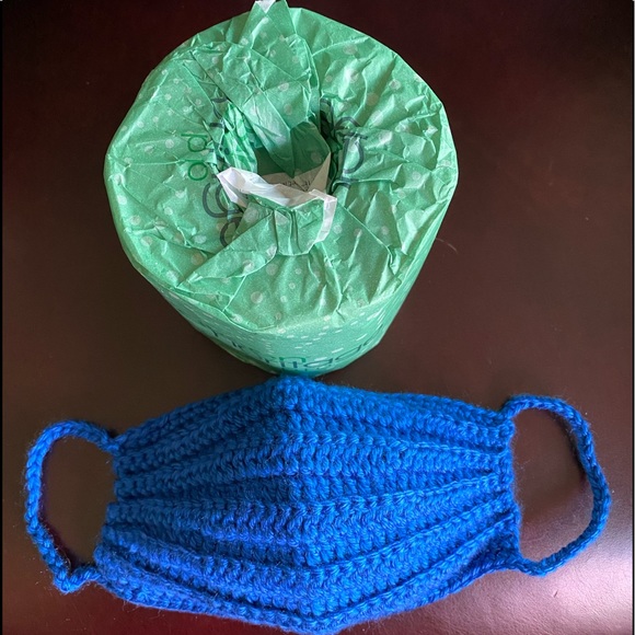 Hand-knitted Face Mask - Picture 7 of 11